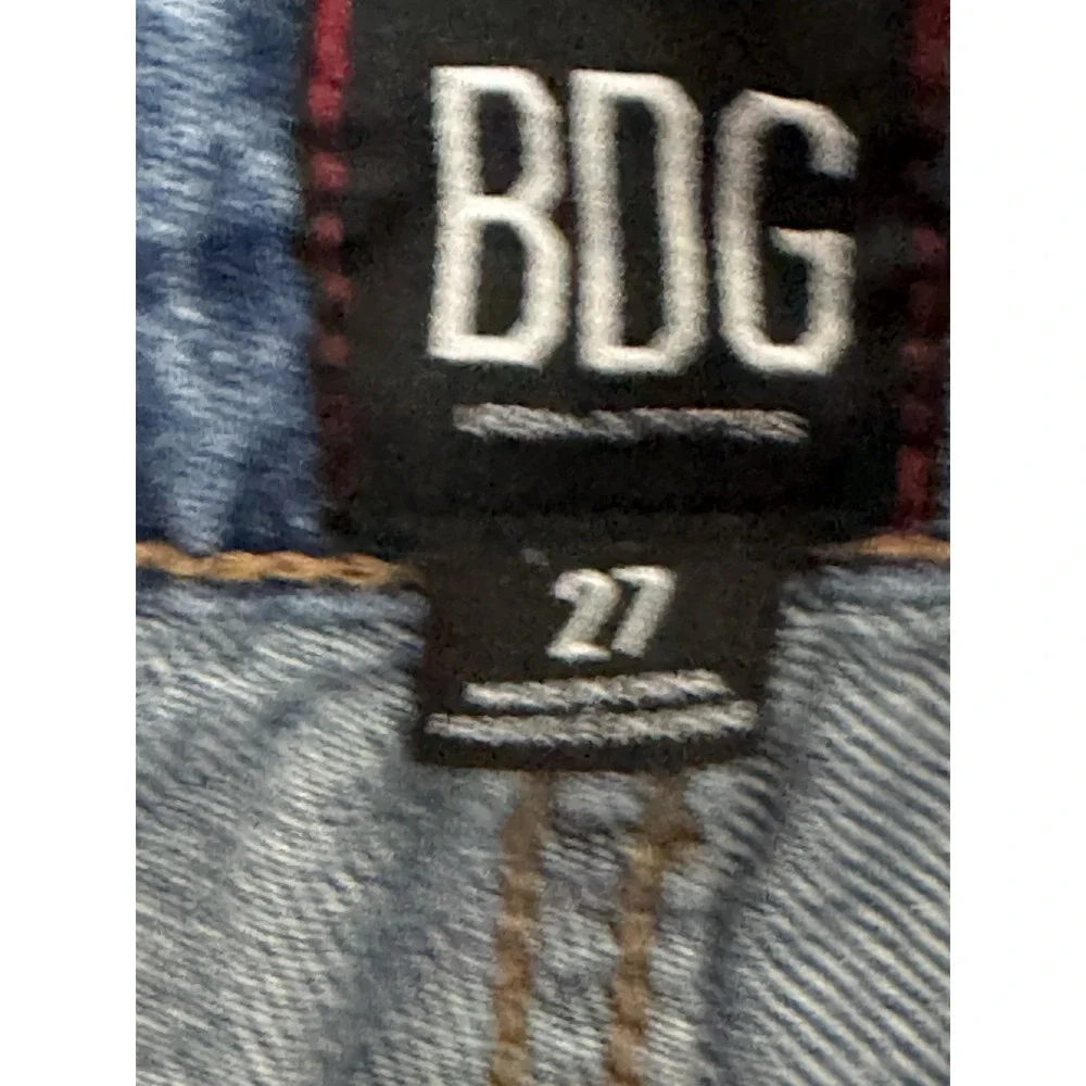 BDG Urban Outfitters Medium Wash Jeans Size 27